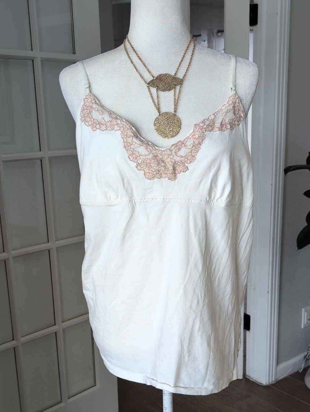 American Eagle Outfitters Cream Cami with Lace Trim XXL